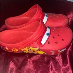 Lightning McQueen Crocs - LIGHTS WORK! - Size 9M / 11W CROCS | Shoes | Lightning Mcqueen Crocs Lights Work Size 9m  main image 2
